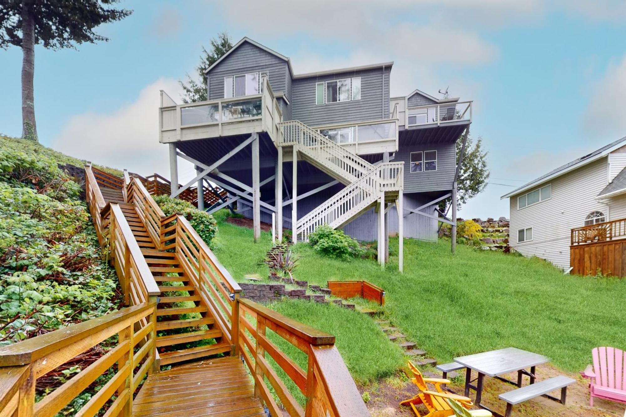 Lazy Lookout on Devils Lake Lincoln City Buitenkant foto